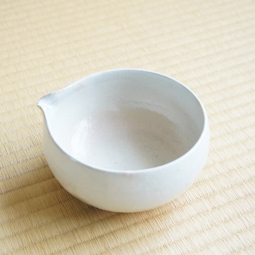 片口 - Katakuchi Matcha Bowl